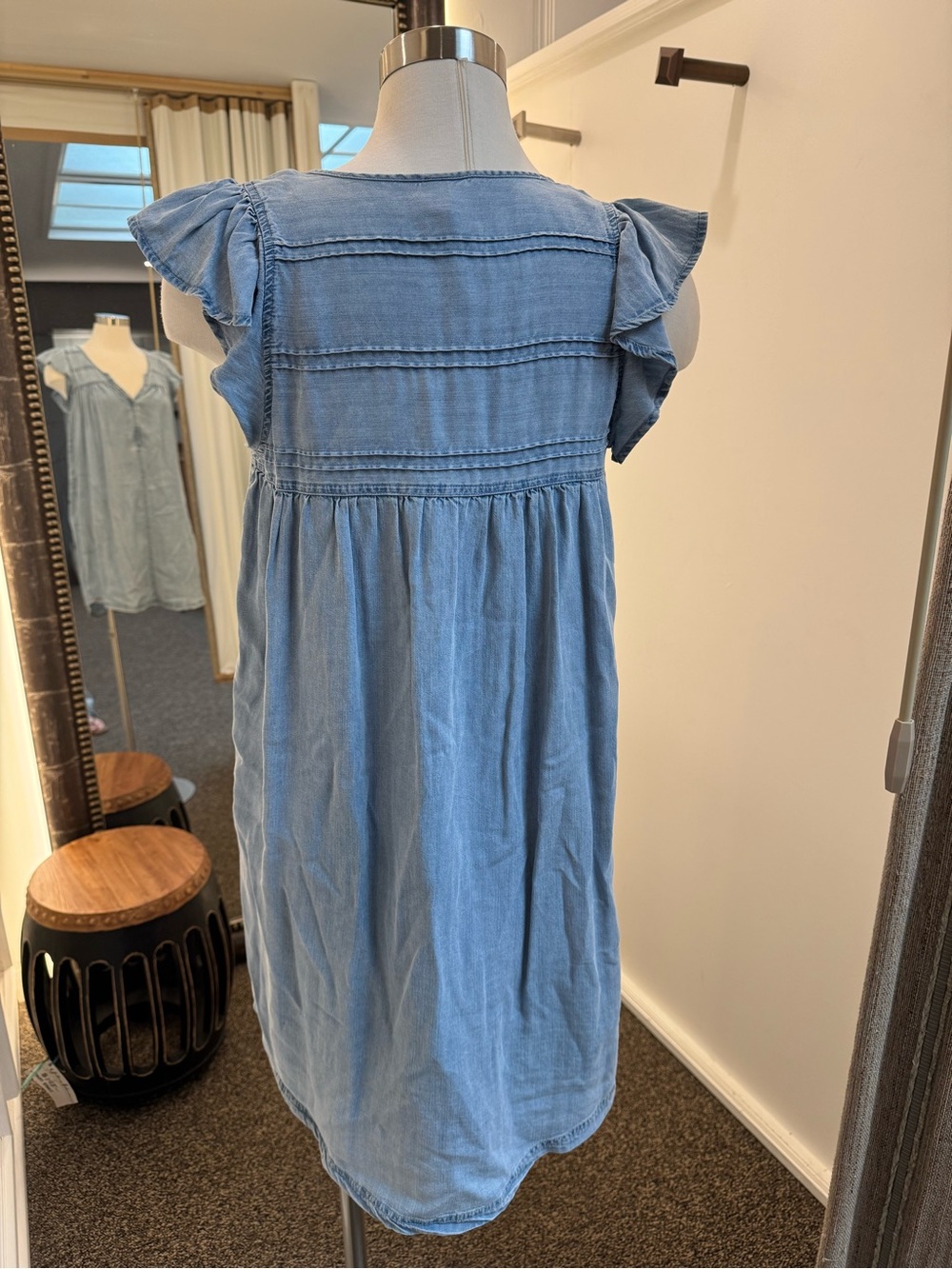 Gentle Fawn Light Wash Chambray Cap-Sleeve Dress - Picture 3 of 3